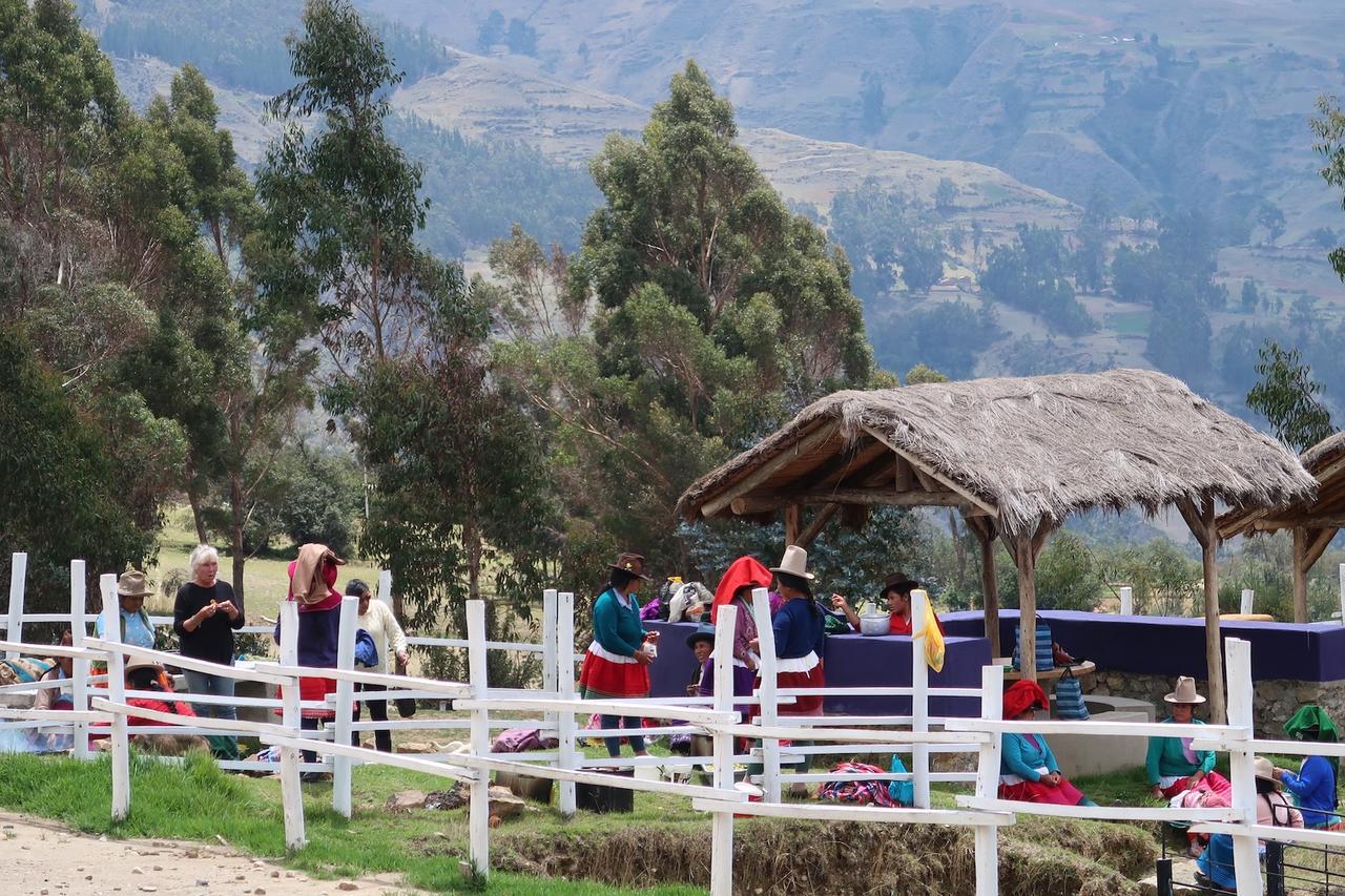 The Lazy Dog Inn A Mountain Lodge Huaraz  Exterior photo